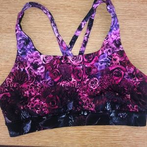 LULULEMON sports bra